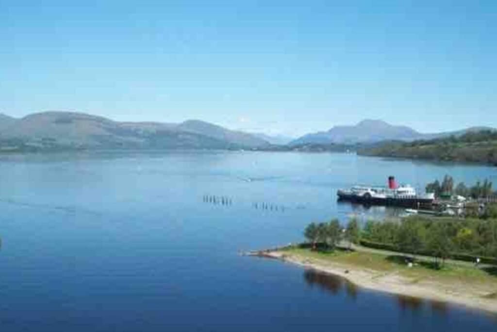One Bedroom Flat On The Banks Of Loch Lomond Alexandria Eksteriør bilde